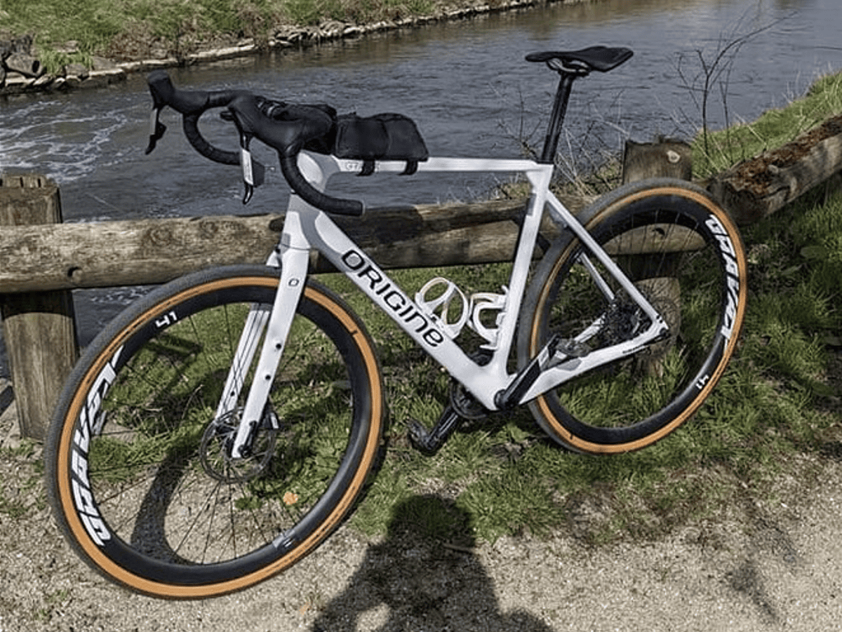 roues MaKadamm personnalisées - cadre origine gravel